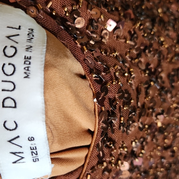 Mac Duggal dress - Picture 8 of 9